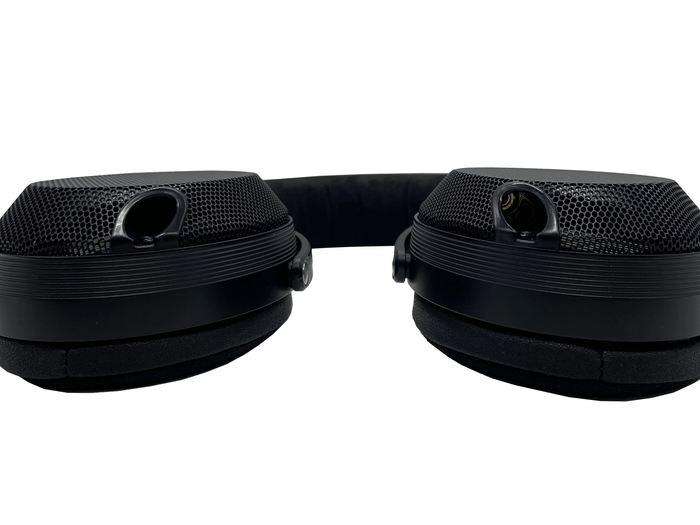 Open Back vs Closed Back Headphones: Which Should I Buy?