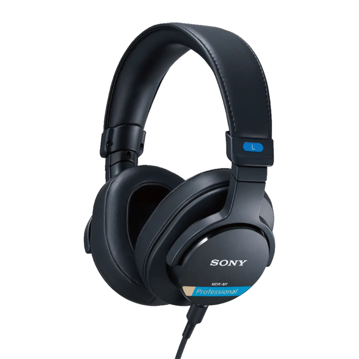 Sony MDR-M1, over-ear headphones with clear sound and comfortable fit for extended listening sessions