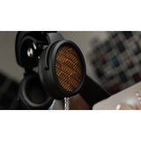 Warwick Acoustics APERIO GoldenSound Edition Electrostatic Reference System