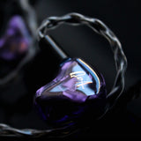 Monitores intra-auriculares híbridos com driver Pink Lady Queen of Audio